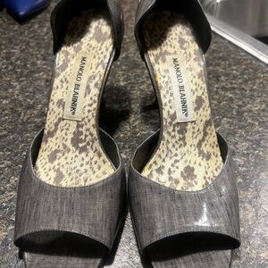 Manolo blahnik size rounded 8 open toe